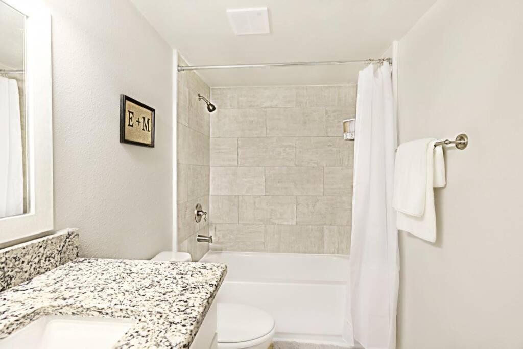 The Resting Space + Free Arboretum Tickets Dallas Extérieur photo